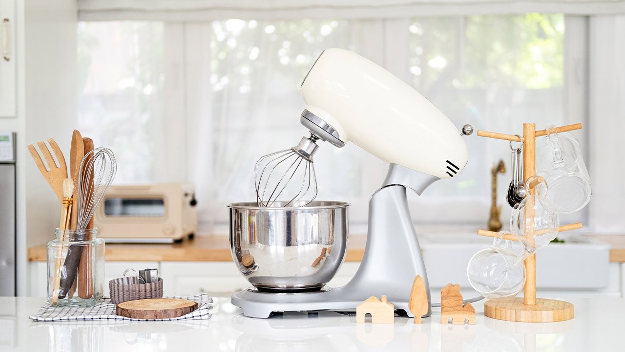 Non-Stick vs Stainless Steel: Which is Right for You?
